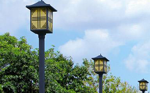 乌兰庭院灯安装间距与布灯设计全解析 乌兰庭院灯安装间距与布灯设计全解析