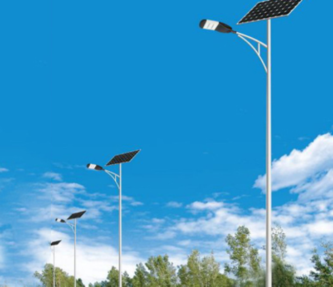 乌兰太阳能路灯维护时，这些细节别忽略！